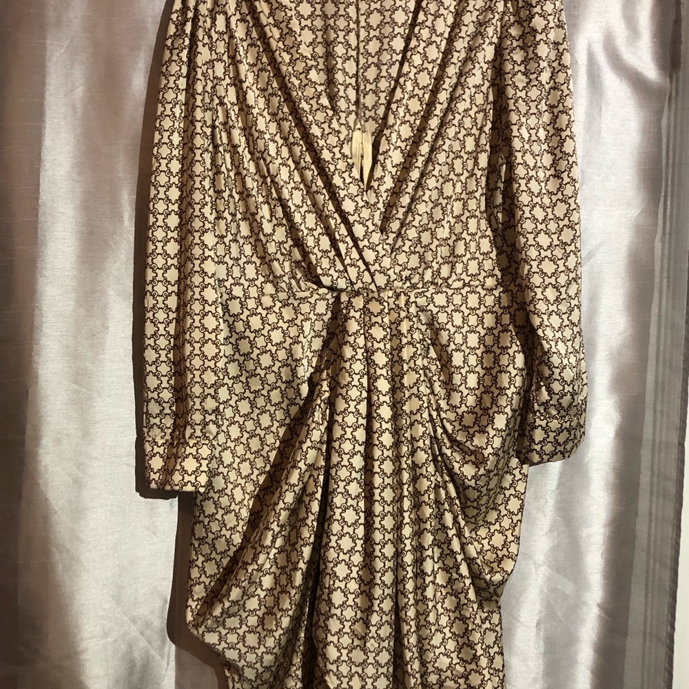 Brown Dress Geometric pattern, V neck zippered Rouched front SHEIN size 1XL